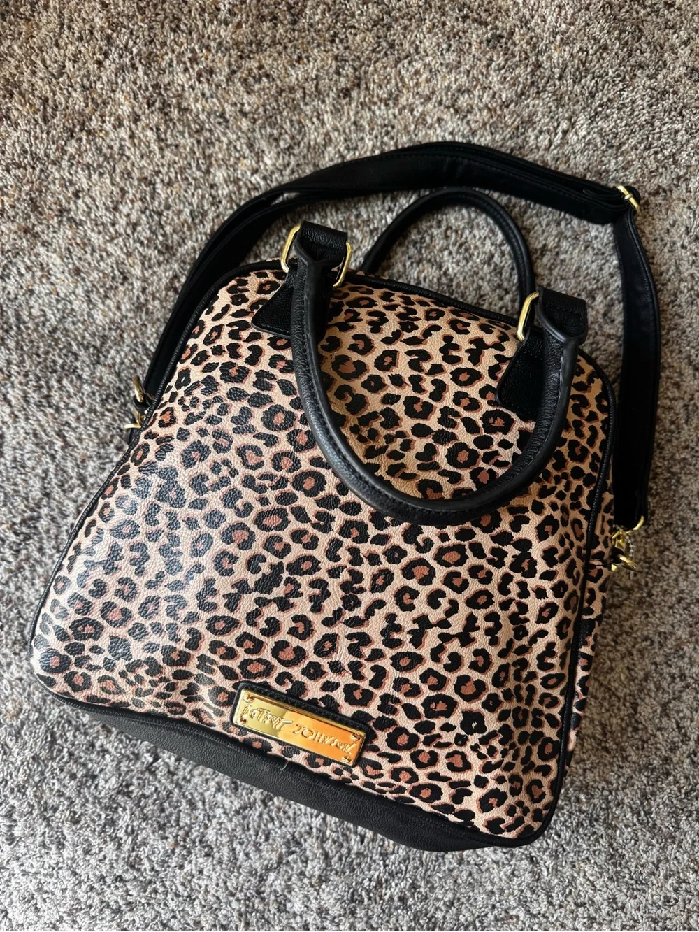 NWT Betsey Johnson Cheetah Leopard Bow Dome Satchel Crossbody Purse